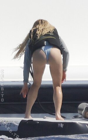 Sydney Sweeney Nude Leaked Photo #397