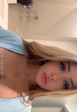 Sylviayasx Nude Leaked Photo #9