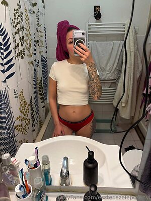 Szelepcsenyi Eszter Nude Leaked Photo #106