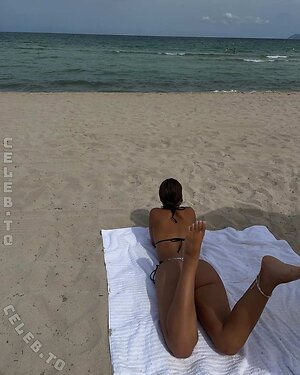 tasasiatras Nude Leaked Photo #2