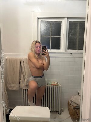 TaviaTheVix Nude Leaked Photo #46
