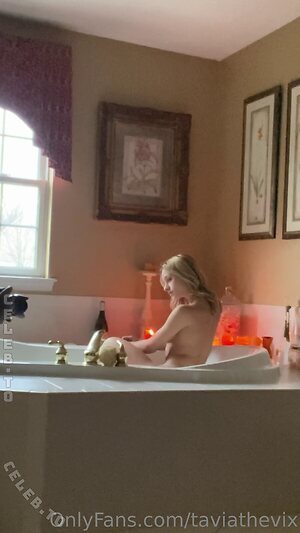 TaviaTheVix Nude Leaked Photo #391