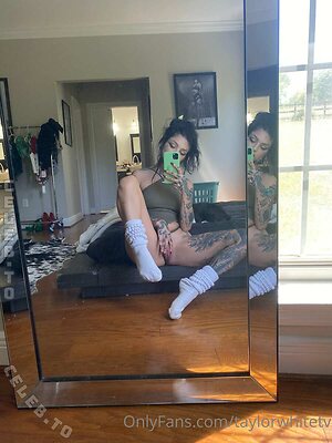Taylor White Nude Leaked Photo #139