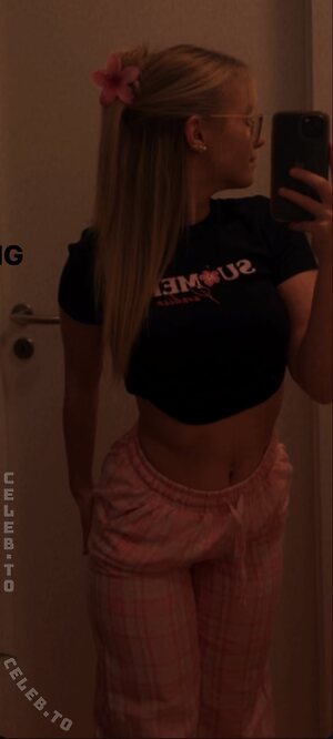 Teilzeitsami Nude Leaked Photo #29