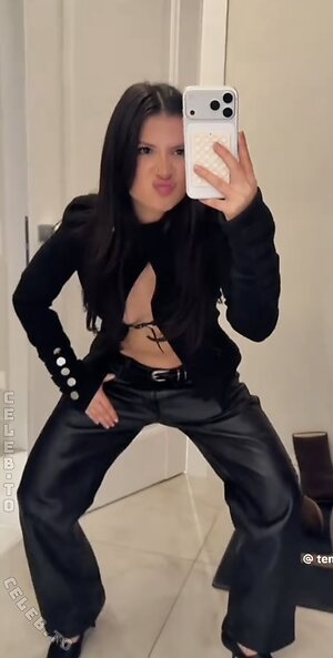 Tenderlybae Nude Leaked Photo #68