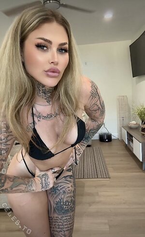 The Female Boss avatar