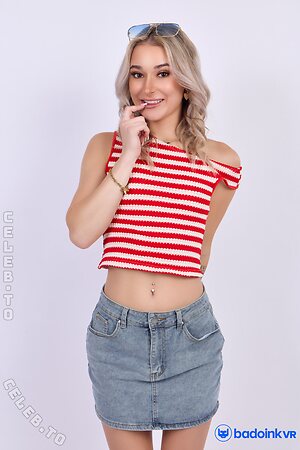 Thea Summers Nude Leaked Photo #582