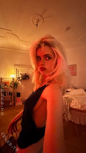 Theresa.vth Nude Leaked Photo #83