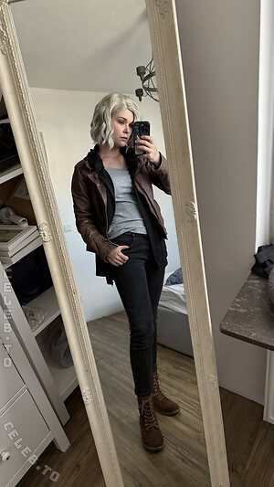 Therlyen Nude Leaked Photo #84
