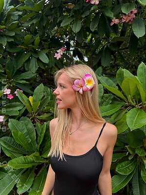 Thesi.Sophie Nude Photos