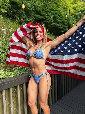Torrie Wilson Nude Leaked Photo #28