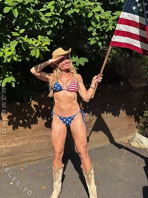 Torrie Wilson Nude Leaked Photo #29