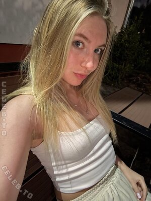 tutti_fruity Nude Leaked Photo #8