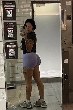 Tuttilicious Nude Leaked Photo #4