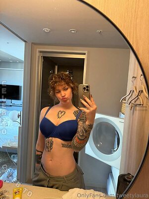 tweetylau Nude Leaked Photo #45