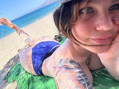 tweetylau Nude Leaked Photo #53