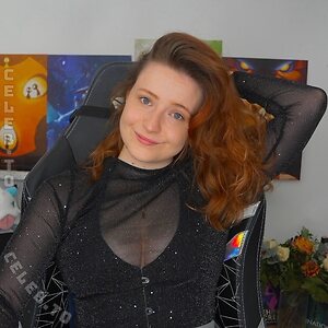 Twostonelol Nude Leaked Photo #34