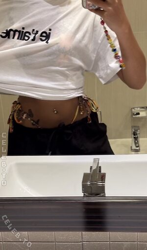 V7ena Nude Leaked Photo #53