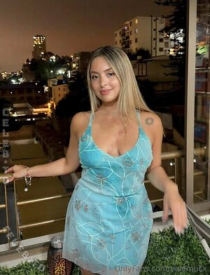 valemucx Nude Leaked Photo #5