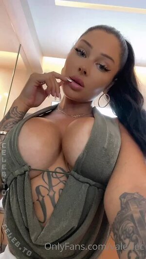 Valerie Cossette Nude Leaked Photo #311