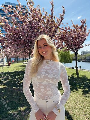 Vallixpauline Nude Leaked Photo #27