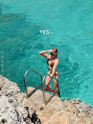 Vallixpauline Nude Leaked Photo #61