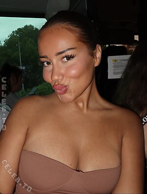 valonaash Nude Leaked Photo #233