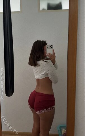 valonaash Nude Leaked Photo #240