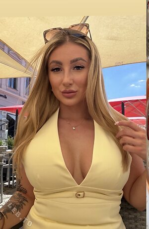 Vanessa_Coemla Nude Leaked Photo #22