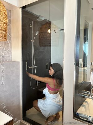 Vanessa.rhd Nude Leaked Photo #942