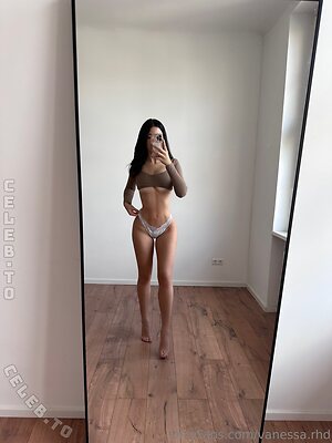 Vanessa.rhd Nude Leaked Photo #1128