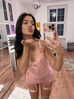 Vanessa.rhd Nude Leaked Photo #1351