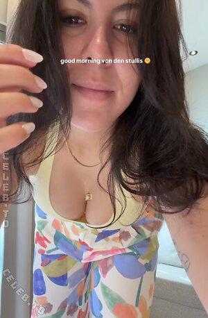 Vendewaa Nude Leaked Photo #12