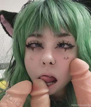 Venomous_dolly photo