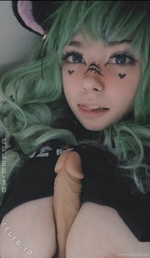 Venomous_dolly photo