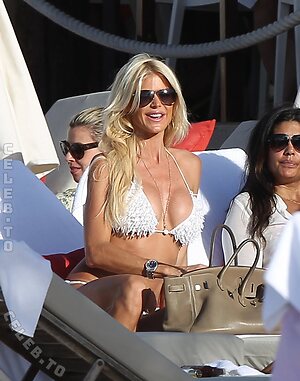 Victoria Silvstedt Nude Leaked Photo #32