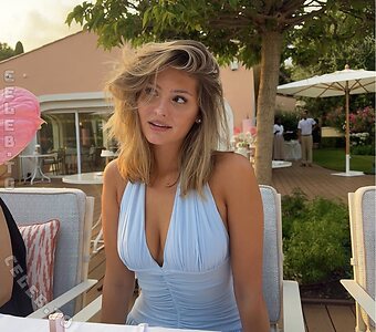 Videozeugs Nude Leaked Photo #127