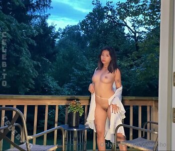 Vietwhhore Nude Leaked Photo #4