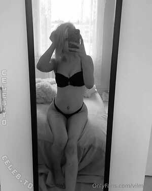 Vilmulii Nude Leaked Photo #37
