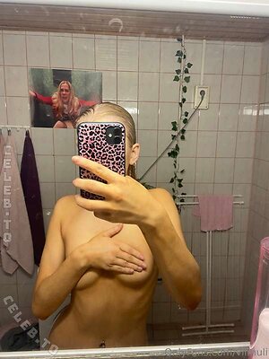 Vilmulii Nude Leaked Photo #48