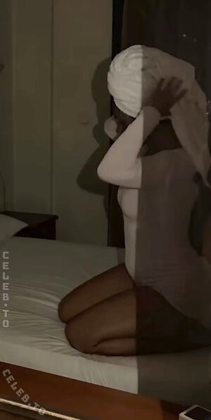 Vinoschh Nude Leaked Photo #123