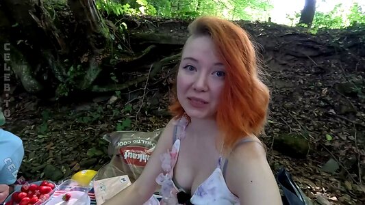 vleafnin Nude Leaked Photo #12