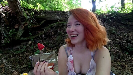 vleafnin Nude Leaked Photo #14