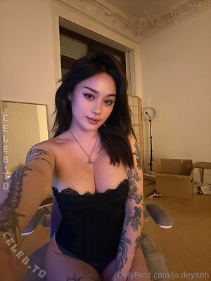 Vylerria Nude Leaked Photo #72