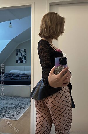 xalisa10er Nude Leaked Photo #17