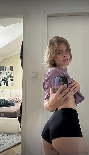 xalisa10er Nude Leaked Photo #28