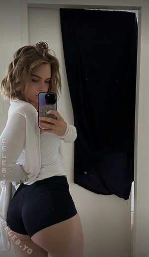 xalisa10er Nude Leaked Photo #45