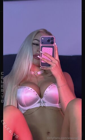 xlaura_m3 photo