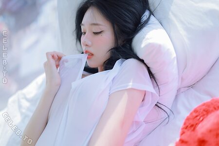 Yeonwoo Lee Nude Leaked Photo #300