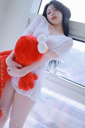 Yeonwoo Lee Nude Leaked Photo #317